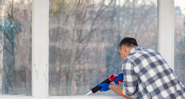 Quality Sliding Shower Door Repair for Closing Issues in West Melbourne, FL